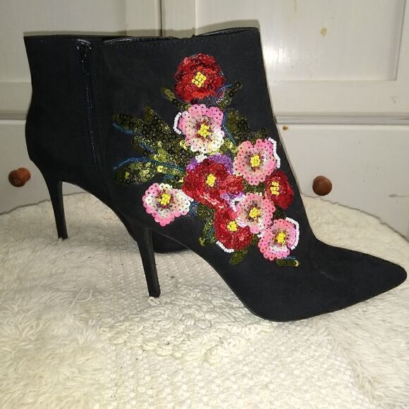 NIB 7.5 embellished black boots with sequins - Picture 5 of 14